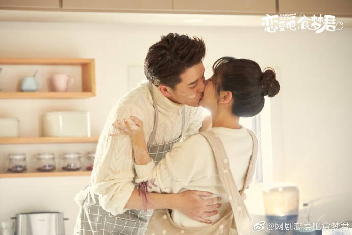 笔墨迎新春 春联送福至
